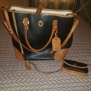 Dooney & Bourke Shelhy Tote